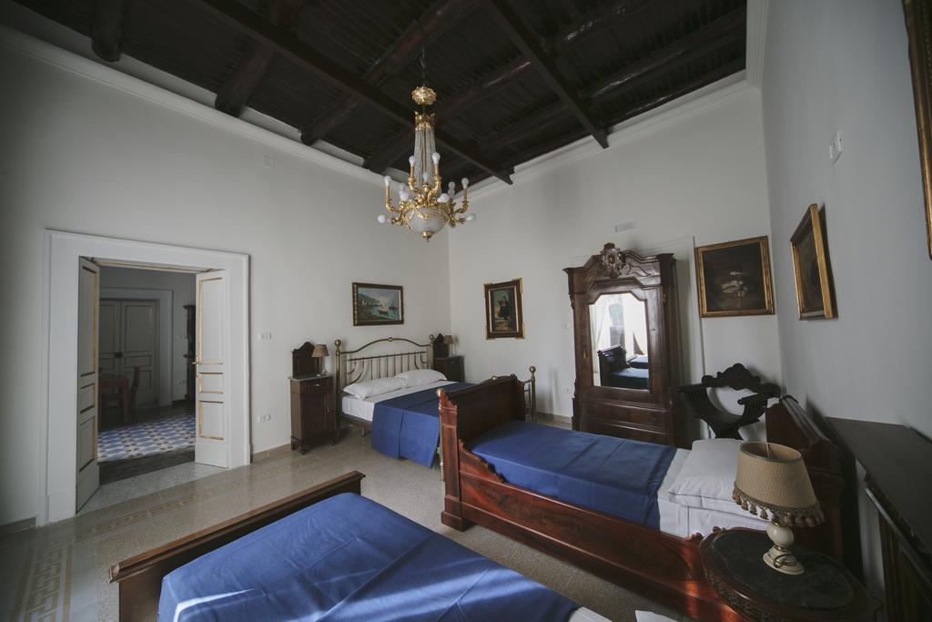 Area Angioina Suites Napoli Eksteriør bilde