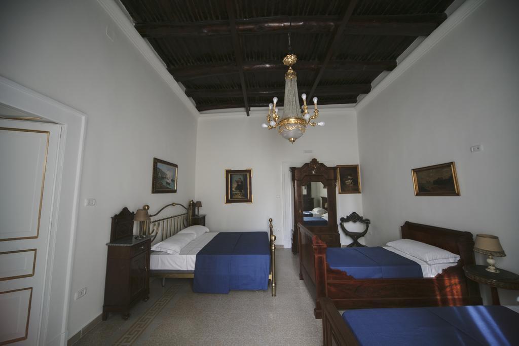 Area Angioina Suites Napoli Eksteriør bilde